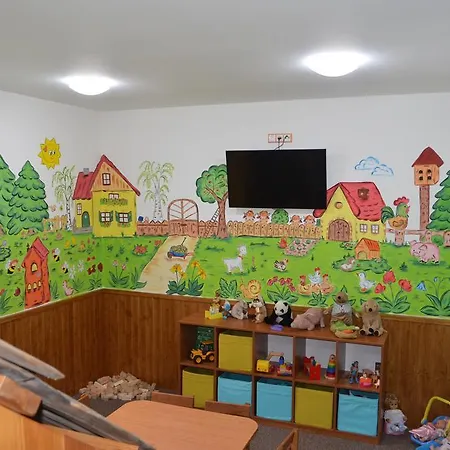 Hotel Na Statku 3*