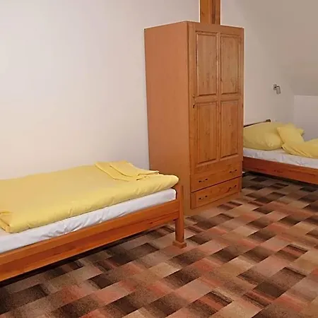 Na Statku 3*