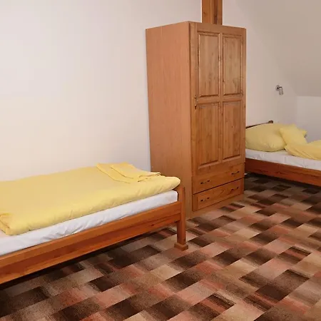 Na Statku